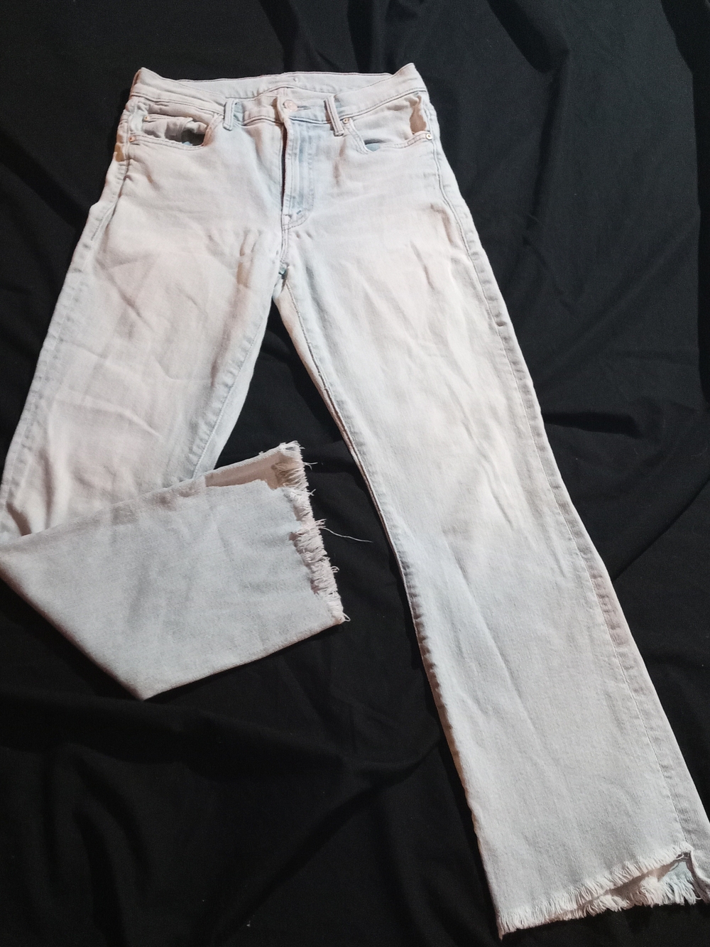 MOTHER Pale Wash Cropped Straight Jeans with Frayed Hems